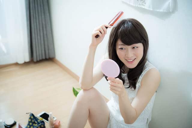 キューティクルが生き返る!?ミネラルウォーターを使ったヘアケア