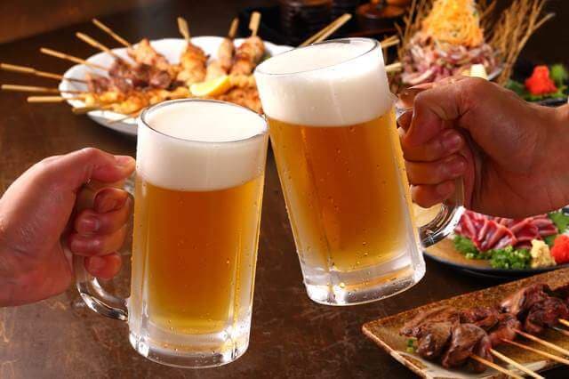 今日から実践できる!二日酔いを防ぐお水の飲み方