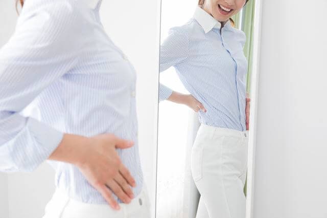 女性